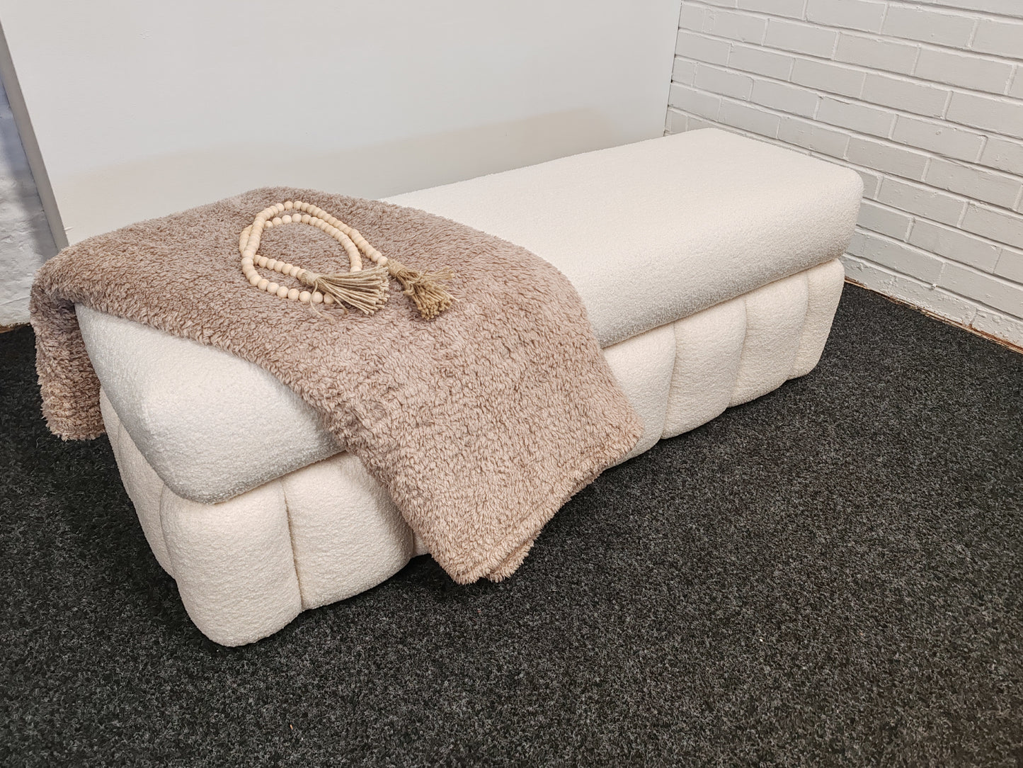 Odin Ottoman Double
